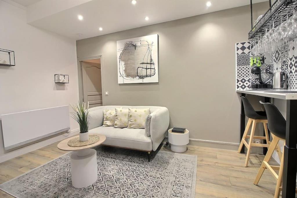La Demeure Des 3 Colombes Apartment Bois-Colombes Bagian luar foto