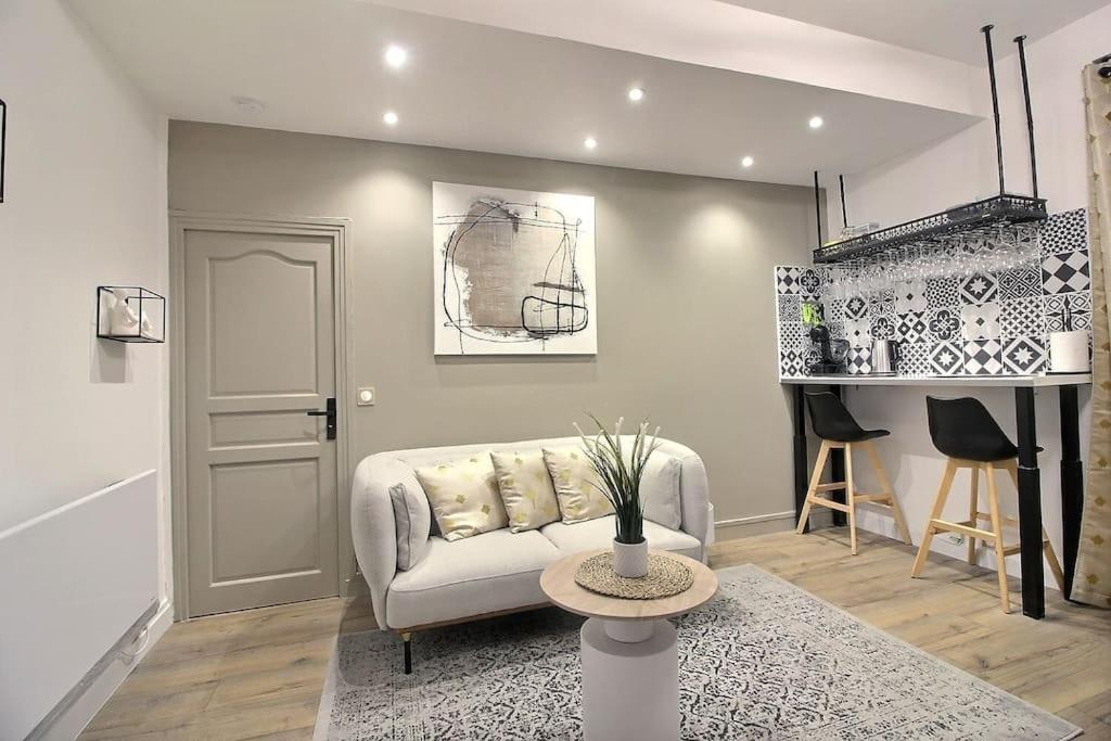 La Demeure Des 3 Colombes Apartment Bois-Colombes Bagian luar foto