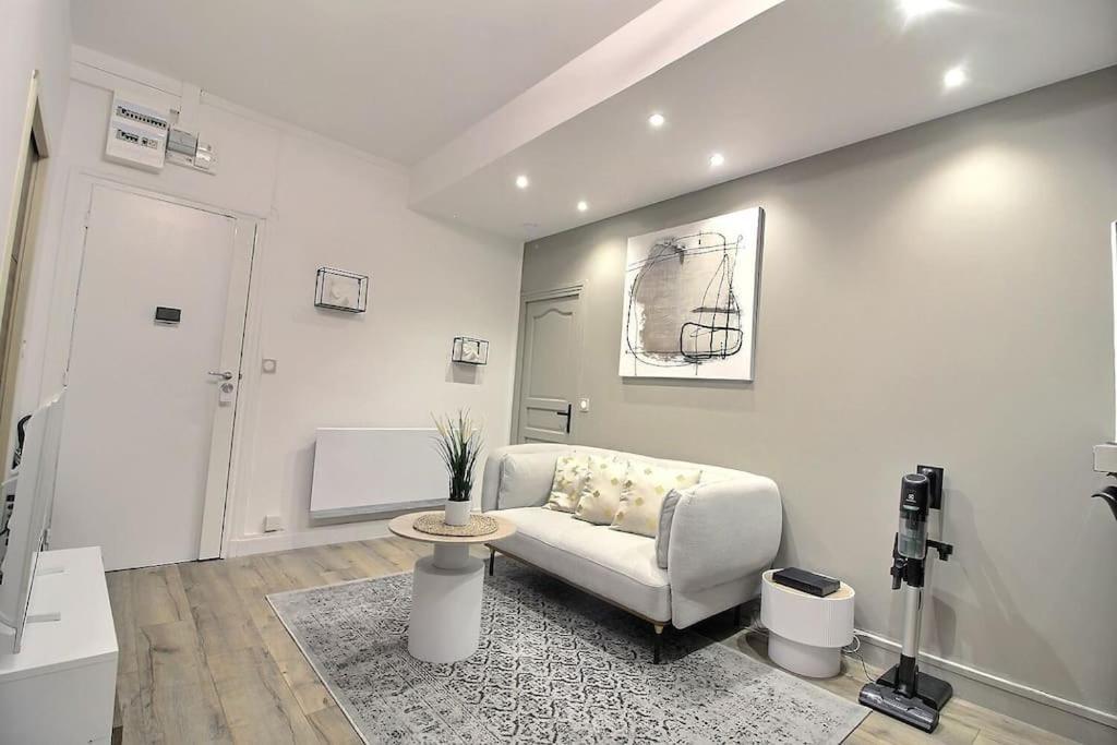 La Demeure Des 3 Colombes Apartment Bois-Colombes Bagian luar foto
