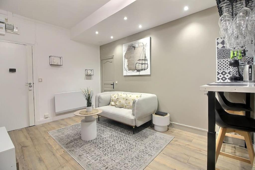La Demeure Des 3 Colombes Apartment Bois-Colombes Bagian luar foto