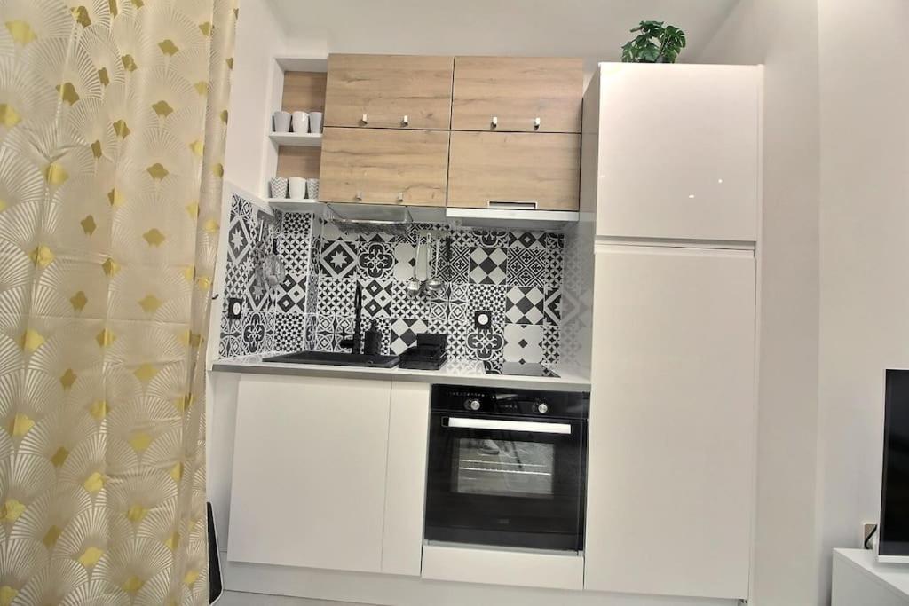 La Demeure Des 3 Colombes Apartment Bois-Colombes Bagian luar foto